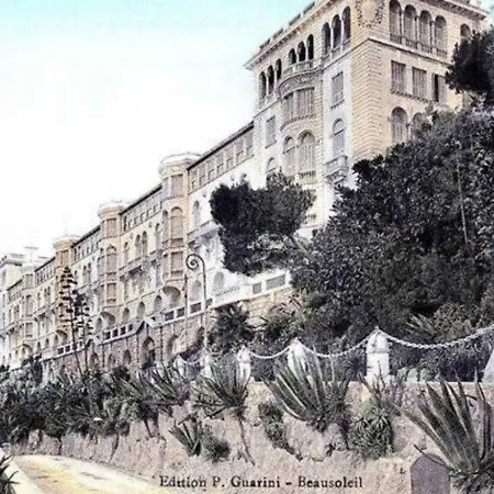 Riviera Place Daire